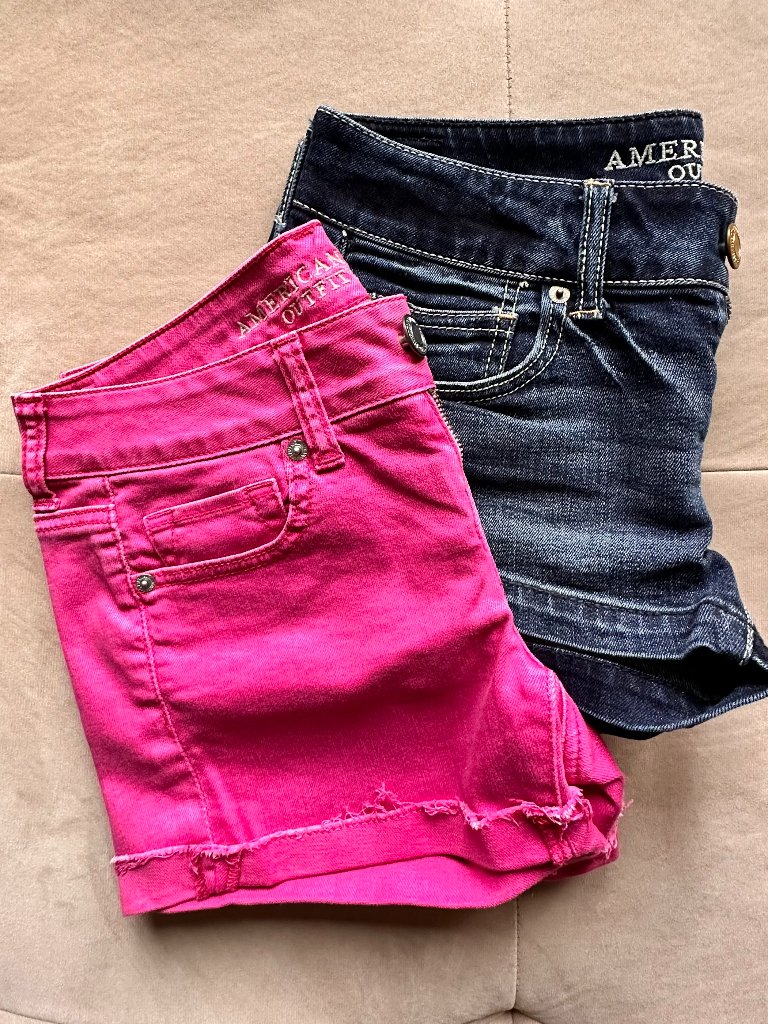 American Eagle Set Of 2 Blue Denim & Pink Women's Shorts - Size 4
